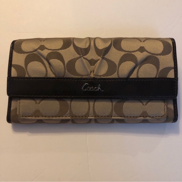 COACH F44529 SOH SIG SAT SLIM ENVELOPE 12 Card Trifold Wallet - Khaki/Mahogany - Picture 1 of 14
